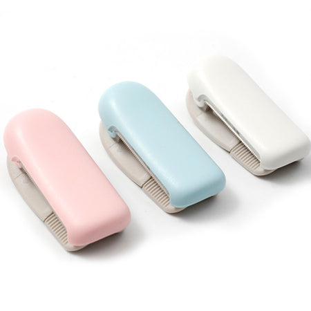 Mini-Portable-Washi-Tape-Dispenser-2.jpg
